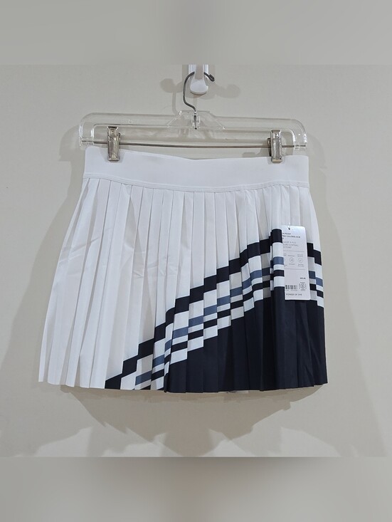 Athleta Dresses & Skirts - Travel Athleta Match Point Pleated Colorblock Skort White/Blue/Black  S Stretch